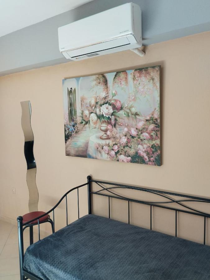 Cozy Apartment In Thessaloníki Luaran gambar