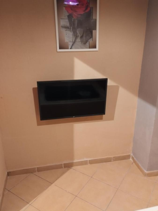 Cozy Apartment In Thessaloníki Luaran gambar