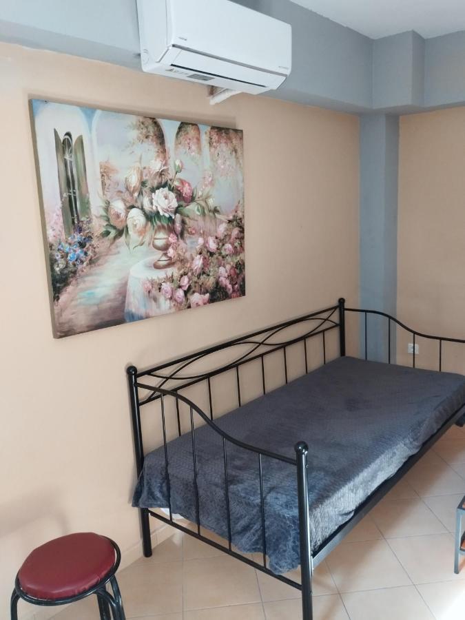 Cozy Apartment In Thessaloníki Luaran gambar